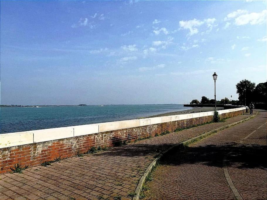 Orizzonte Marino Giallo Angolo Solare Verso La Laguna Cavallino-Treporti Zewnętrze zdjęcie